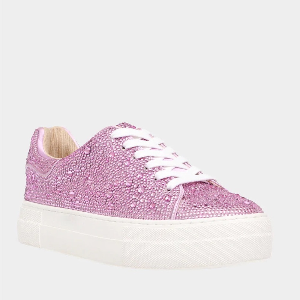 Sidny Crystal Pavé Platform Sneaker
BETSEY JOHNSON light pink size 9